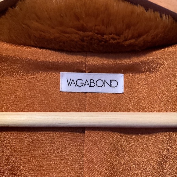 [sold] Vagabond Brown Tan Faux Fur Jacket - Small - Picture 2 of 11